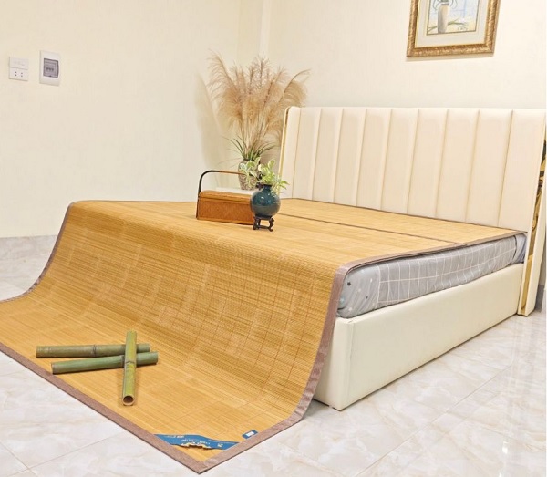 Chiếu trúc thanh Hương Trúc góp phần tô điểm không gian sống