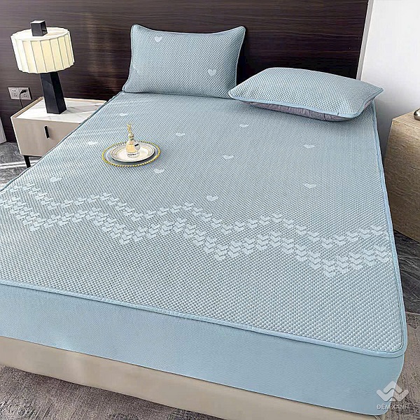 Chiếu băng lạnh cao cấp họa tiết hình tim